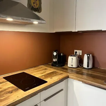Le Boheme Apartment *
